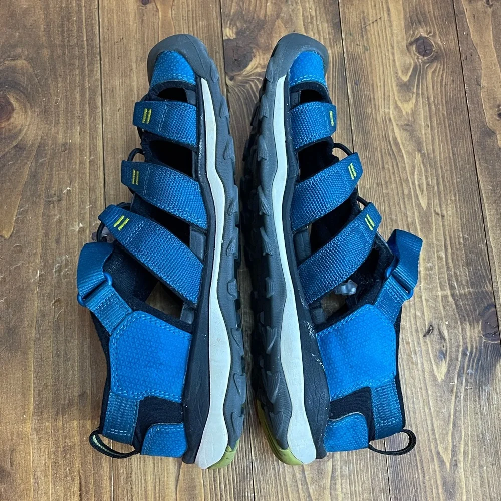 Keen size neo